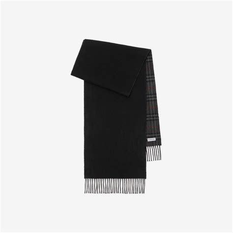 Reversible Check Cashmere Scarf in Charcoal/black 